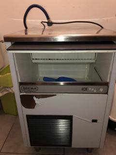 Location : machine a glacons Location : machine a glacons