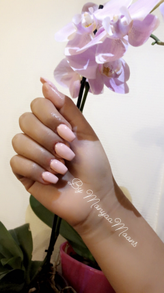 Service : manucure Service : manucure