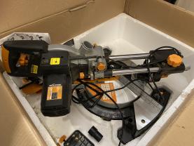 Location : scie a onglet Location : scie a onglet