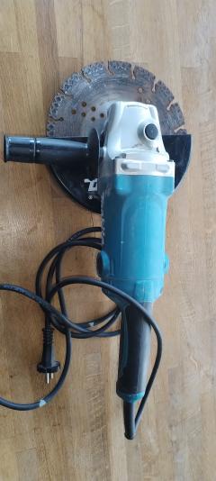 Location : disqueuse Location : disqueuse