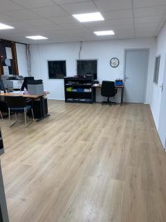 Service : menuiserie Service : menuiserie