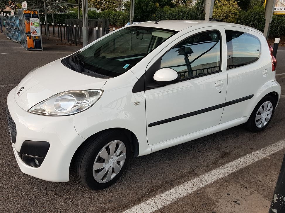 Location voitures 83 entre particuliers