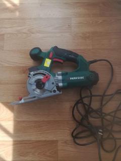 Location : scie circulaire Location : scie circulaire