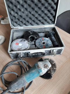 Location : meuleuse Location : meuleuse