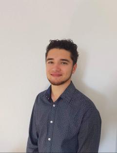 Service : tonte de pelouse Service : tonte de pelouse