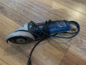 Location : multimetre Location : multimetre