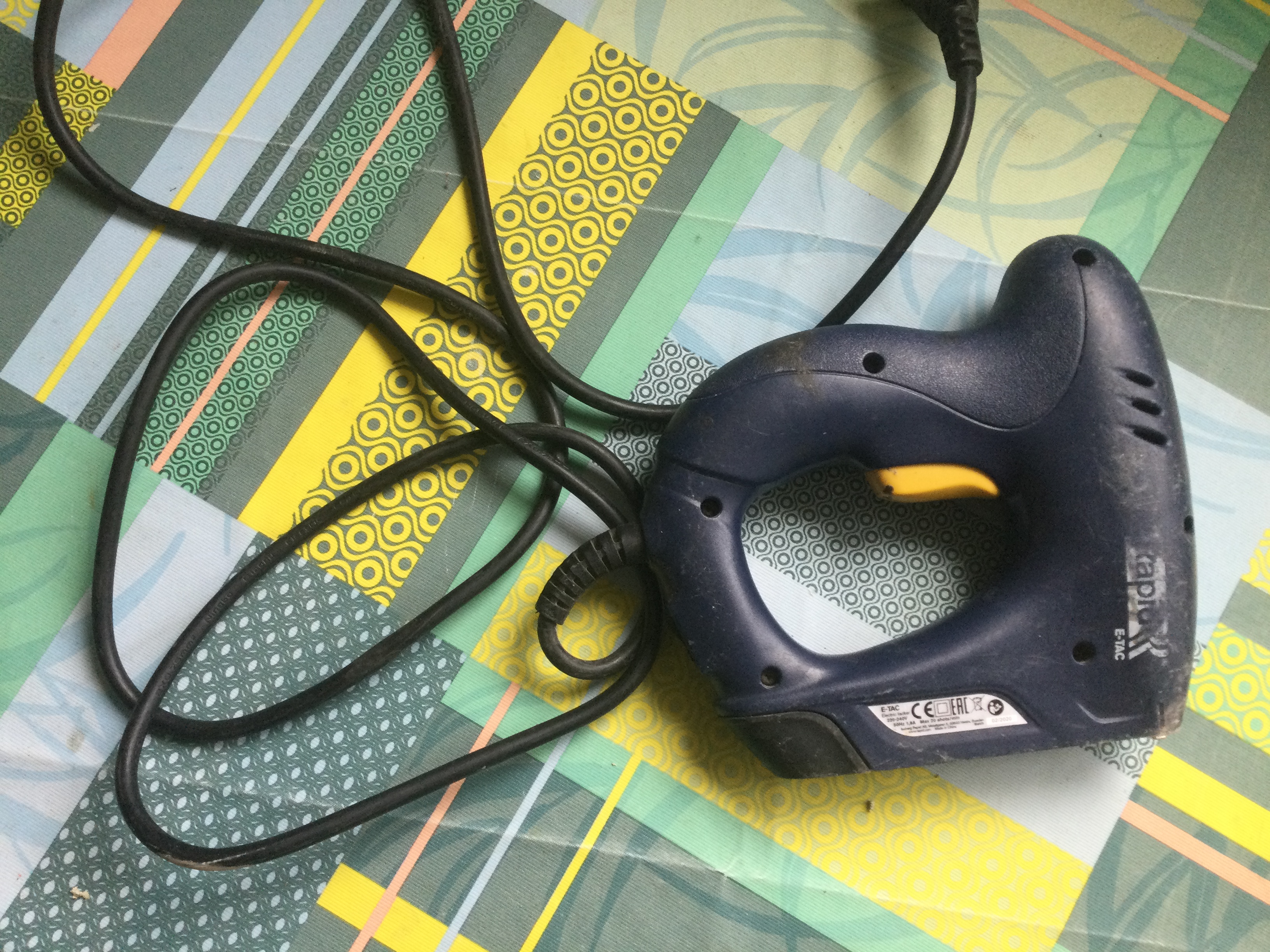 Location agrafeuse 64 entre particuliers