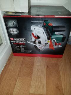 Location : scie circulaire Location : scie circulaire