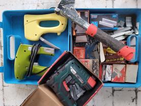 Location : agrafeuse Location : agrafeuse