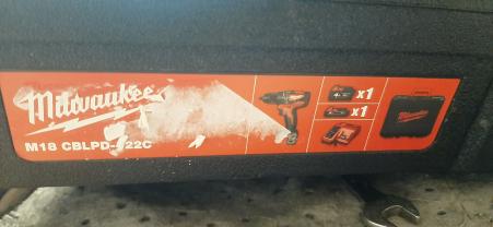 Location : visseuse Location : visseuse