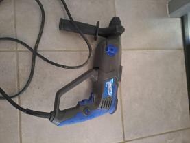 Location : perforateur Location : perforateur