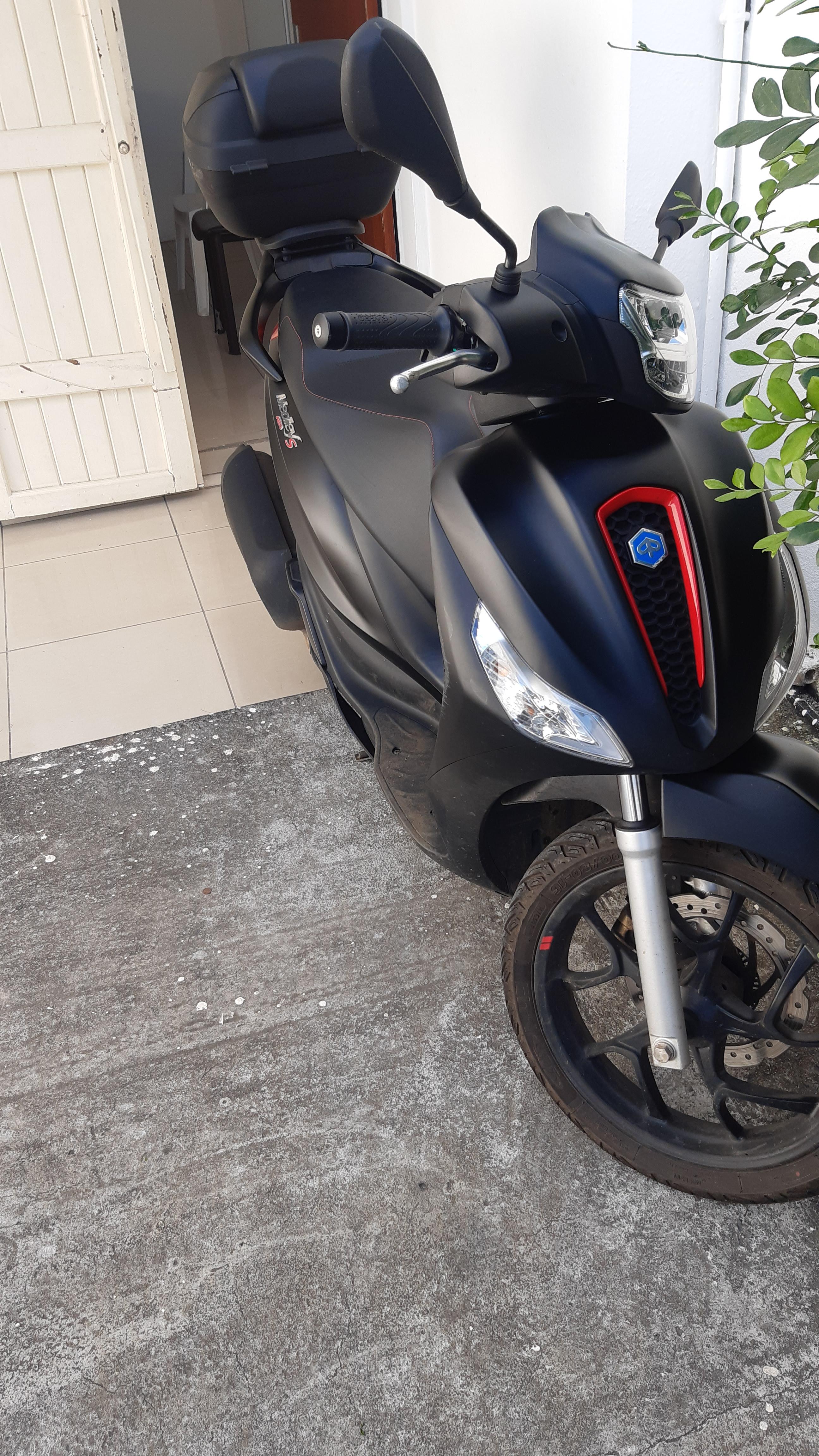 Location scooter 97 entre particuliers