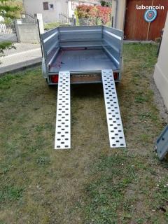 Location : remorque Location : remorque