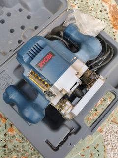 Location : defonceuse Location : defonceuse