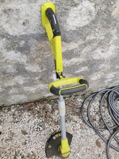 Location : coupe bordures Location : coupe bordures