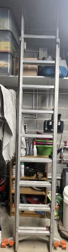 Location : echelle Location : echelle