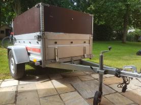 Location : remorque Location : remorque