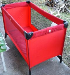 Location : lit parapluie Location : lit parapluie