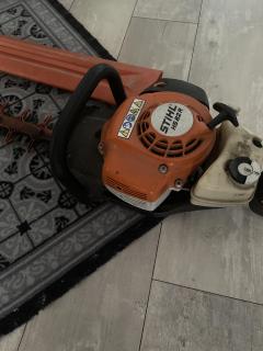 Location : taille haie Location : taille haie