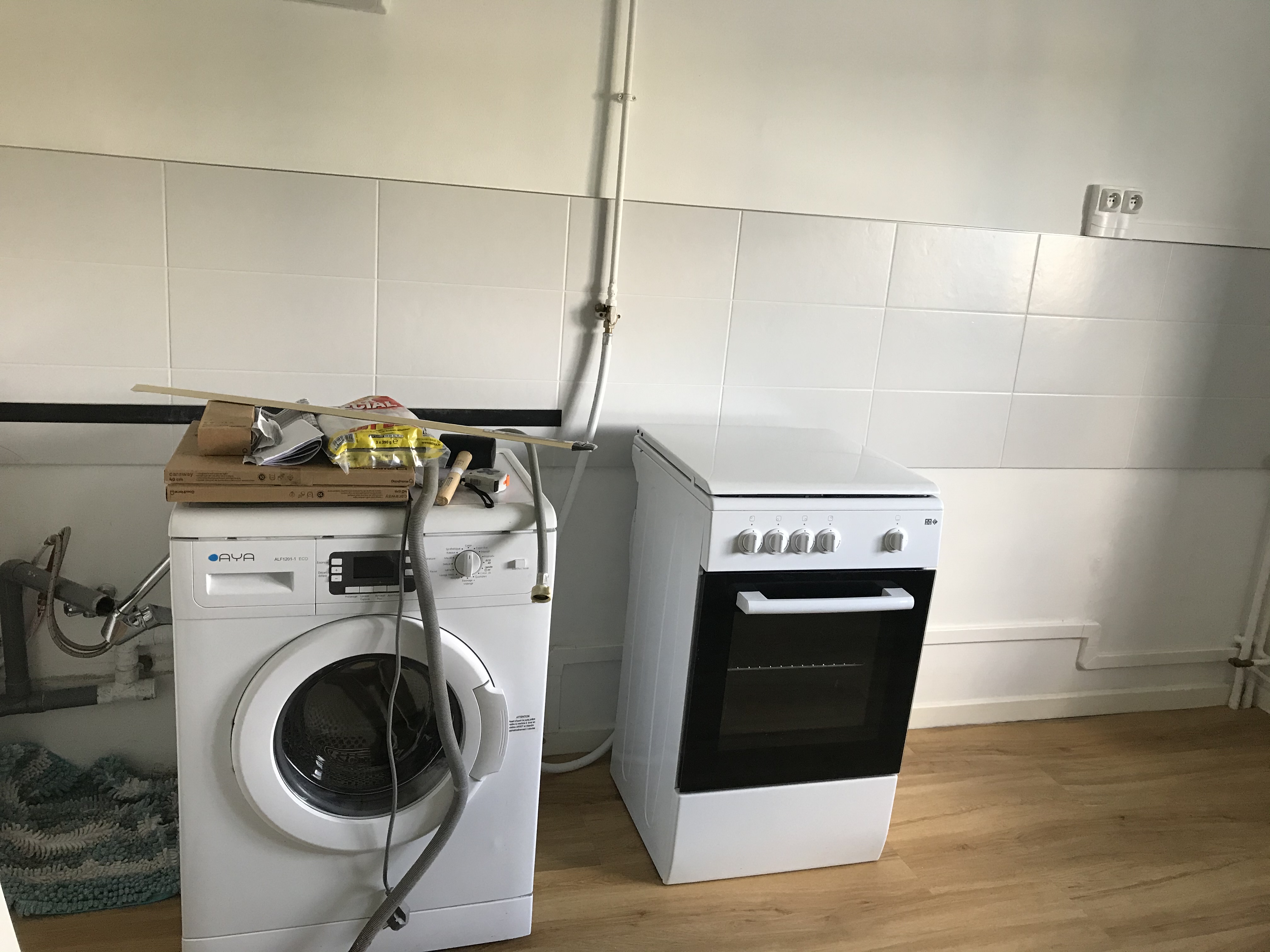 Service pose de cuisine 69 entre particuliers