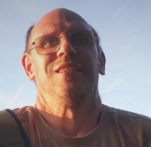 Service : taille de haies Service : taille de haies