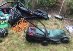 Location : tondeuse Location : tondeuse