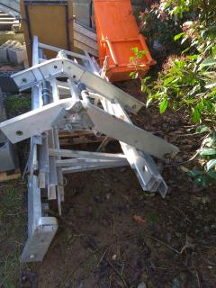 Location : echelle Location : echelle