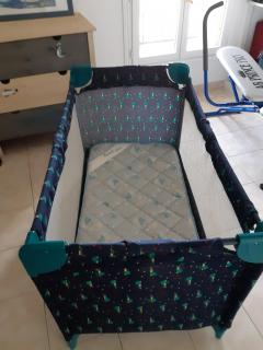 Location : lit parapluie Location : lit parapluie