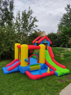 Location : autre Location : autre