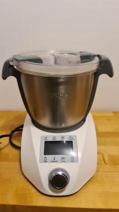 Location : robot multifonctions Location : robot multifonctions