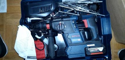 Location : perforateur Location : perforateur