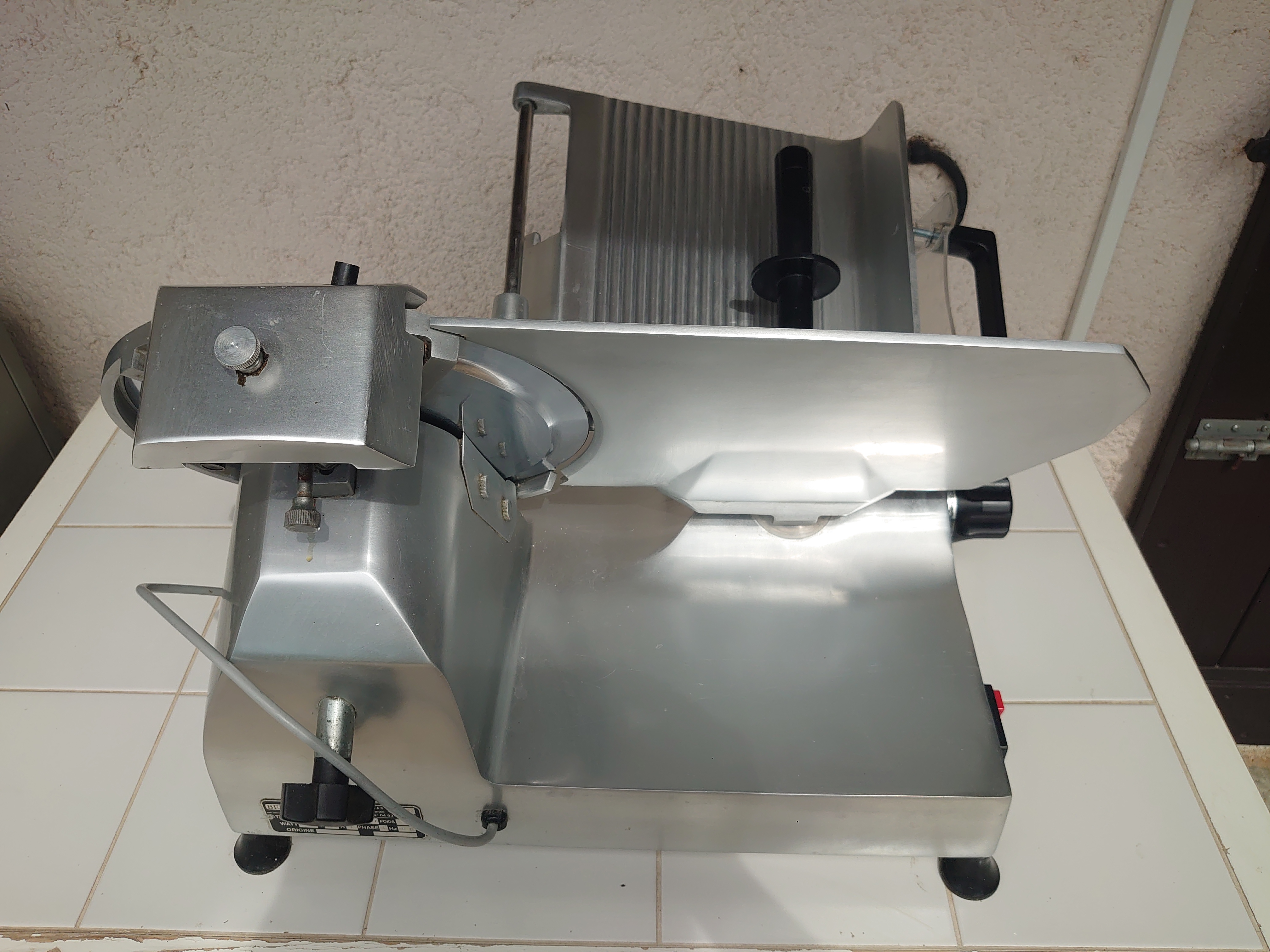 Location materiel professionnel 83 entre particuliers