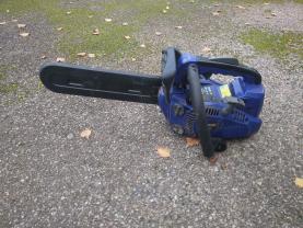 Location : tronconneuse Location : tronconneuse