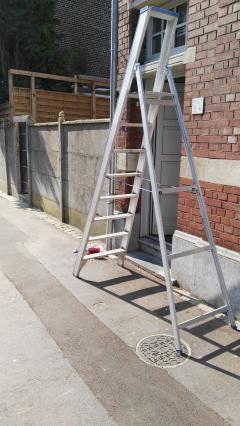 Location : escabeau Location : escabeau