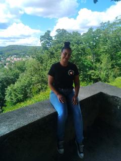 Service : aide personne Service : aide personne