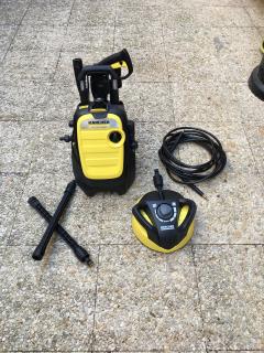 Location : autre Location : autre