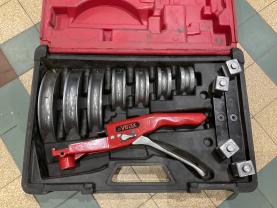 Location : cintreuse Location : cintreuse