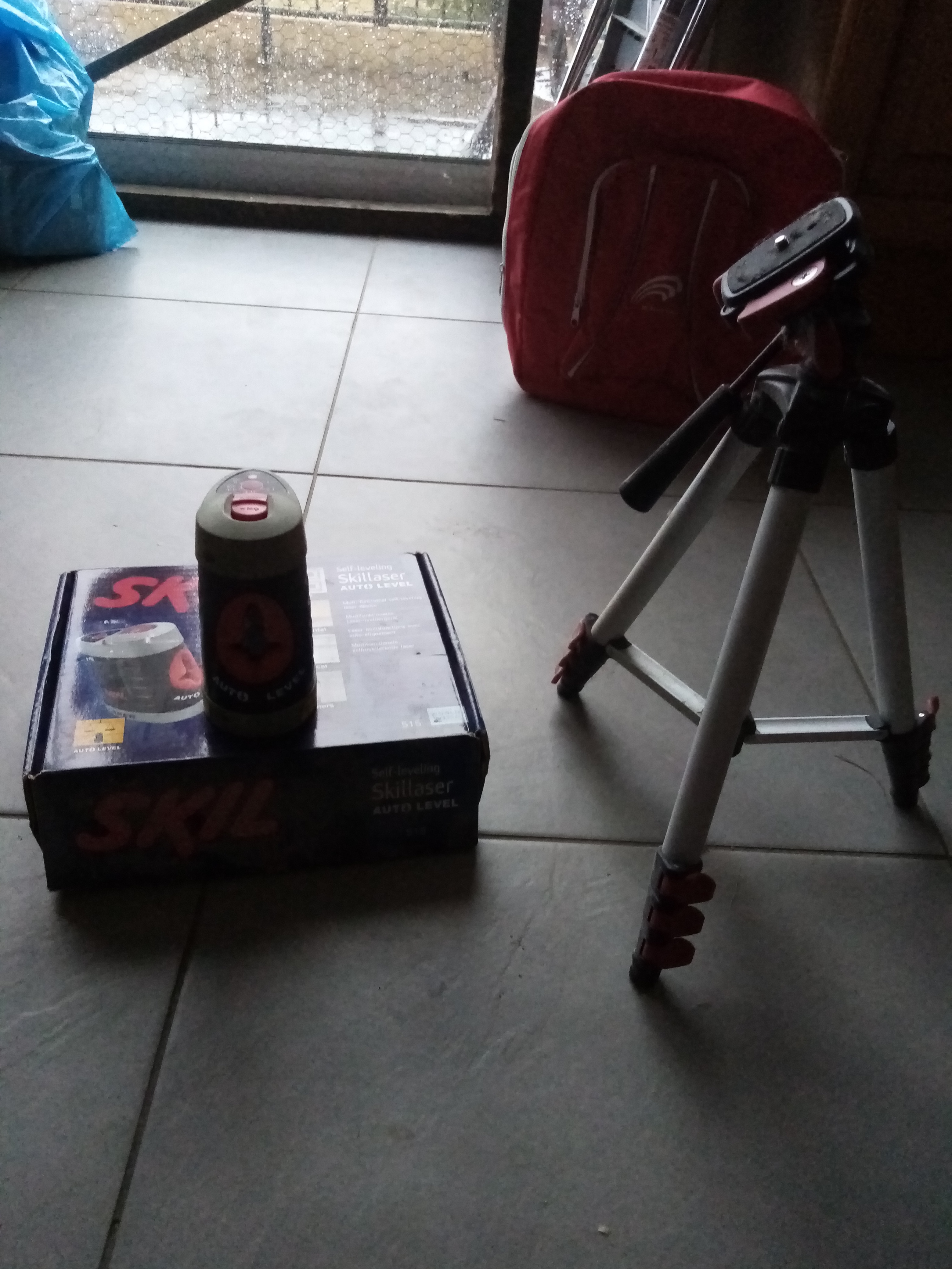 Location niveau laser 44 entre particuliers
