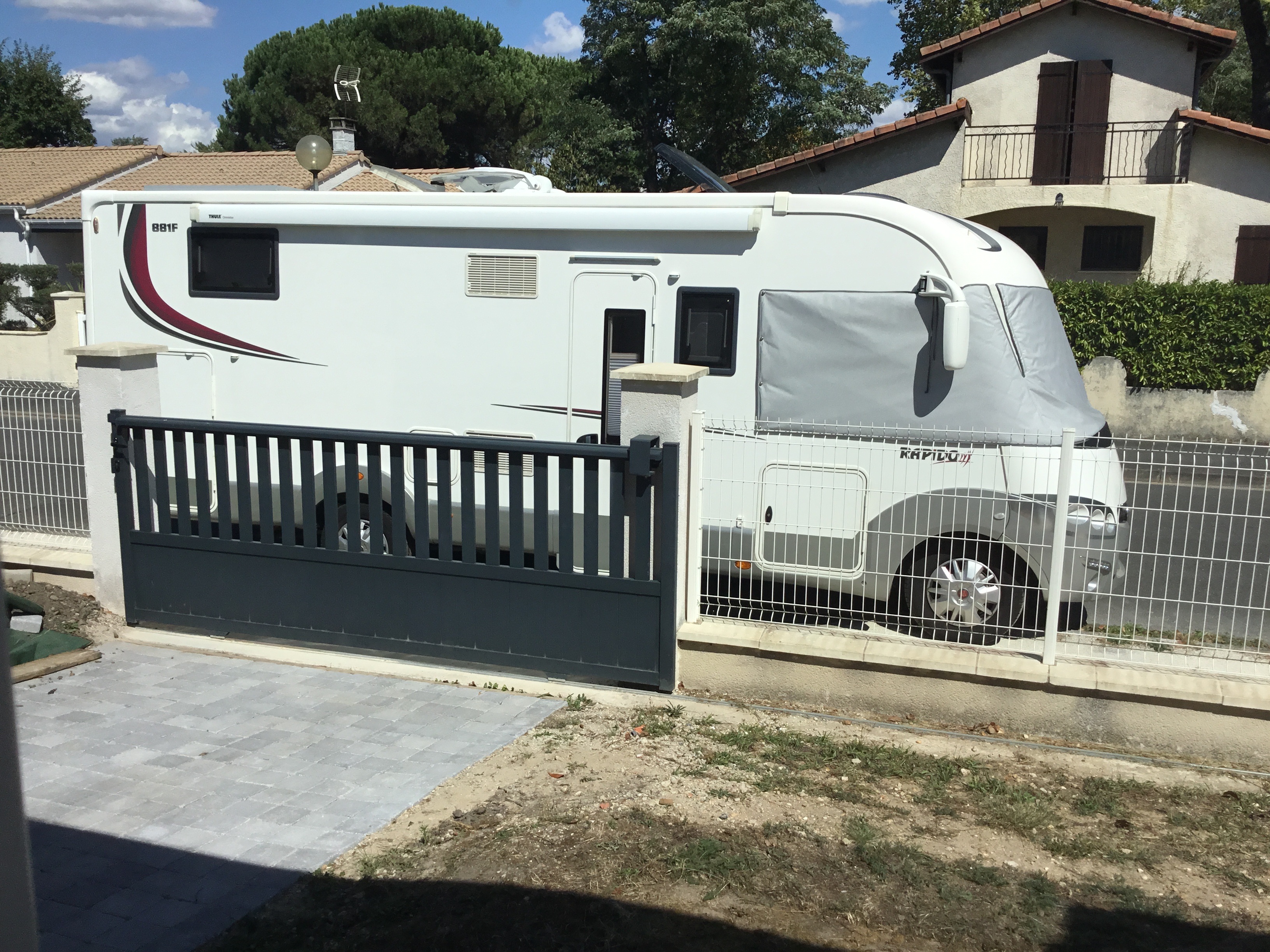 Service gardiennage 33 entre particuliers