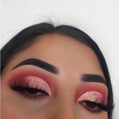 Service : maquillage Service : maquillage