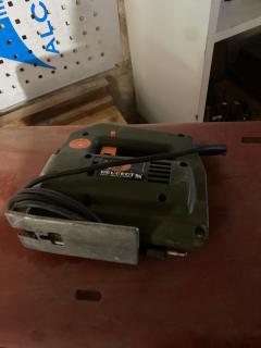 Location : scie sauteuse Location : scie sauteuse