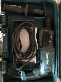 Location : perforateur Location : perforateur