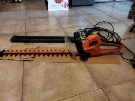 Location : taille haie Location : taille haie