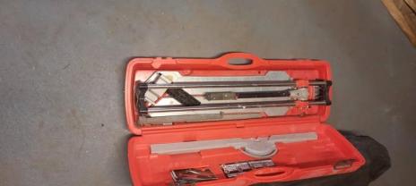 Location : carrelette Location : carrelette