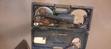 Location : disqueuse Location : disqueuse