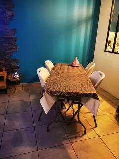 Location : table de reception Location : table de reception