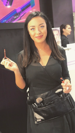 Service : maquillage Service : maquillage