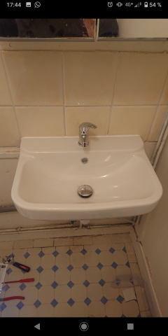 Service : plomberie Service : plomberie