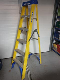 Location : escabeau Location : escabeau