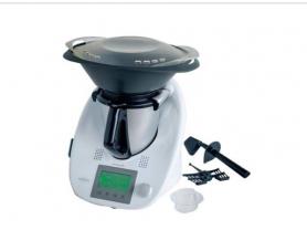 Location : robot multifonctions Location : robot multifonctions